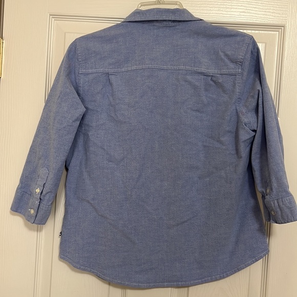 IZOD button down blouse, size M - Picture 3 of 7